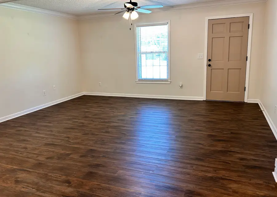 1306 Calhoun St, Tuscumbia, AL 35674 - Image #2