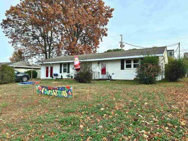 4110 Eastwood Dr, Florence, AL 35630