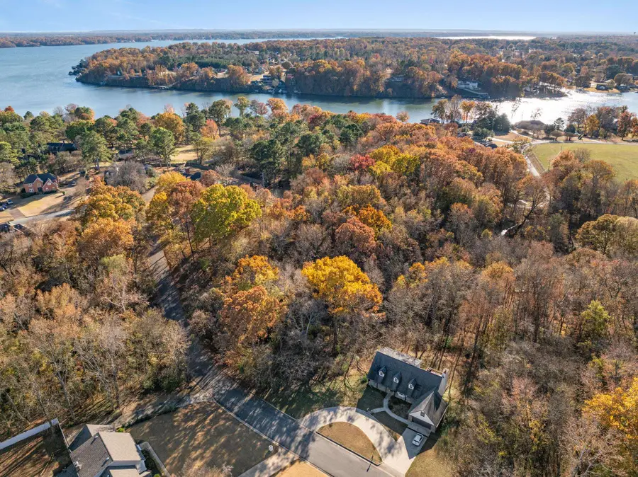 9200 Turtle Point Dr, Killen, AL 35645 - Image #2