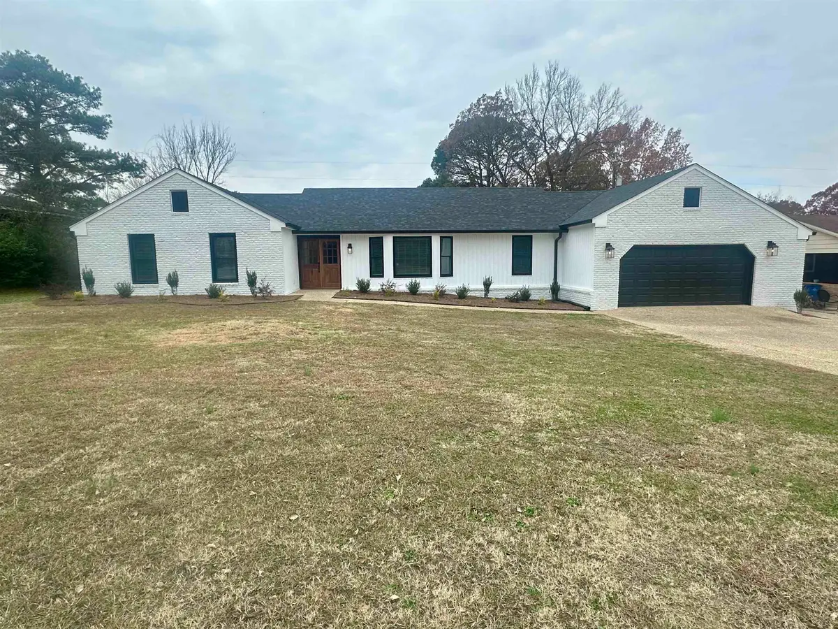 2301 Haviland Dr, Florence, AL 35630 - Image #1