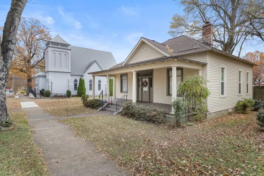 416 E Tombigbee St, Florence, AL 35630 - Image #3