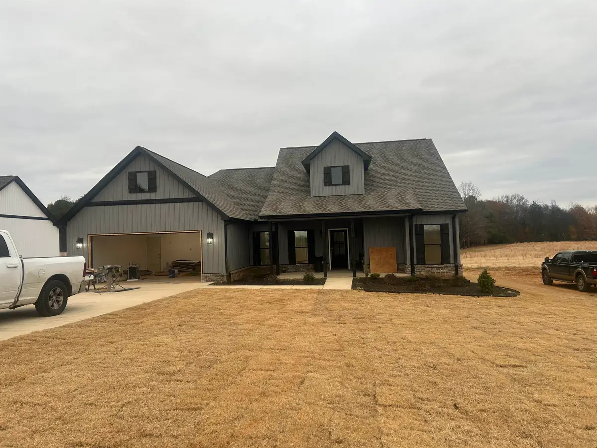 142 Co Rd 151, Florence, AL 35633 - Image #1