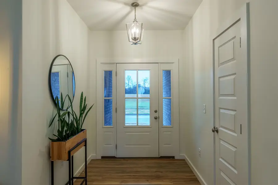 617 Ayden Mannon St, Rogersville, AL 35652 - Image #2