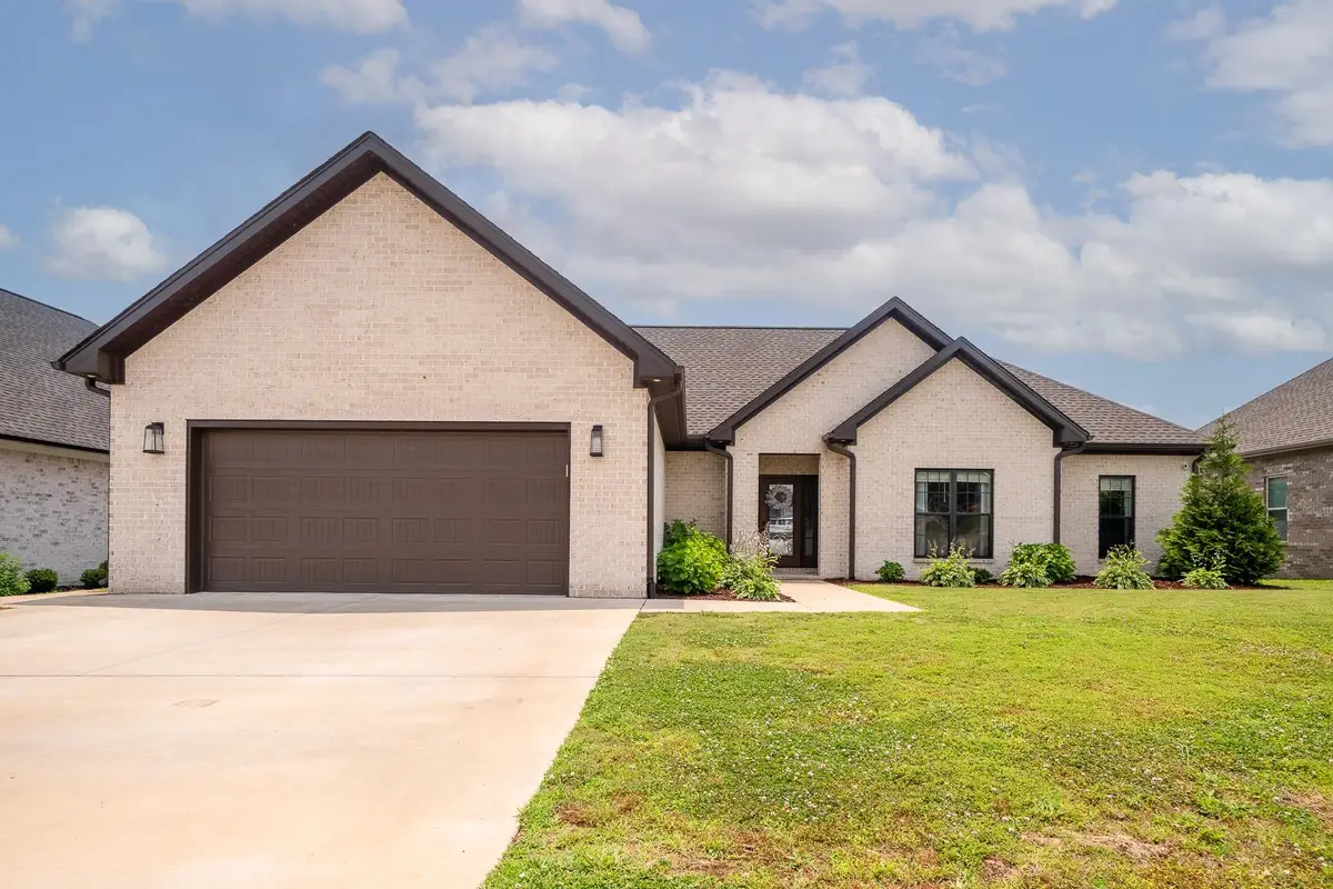 472 Zoey Grace Dr, Rogersville, AL 35652 - Image #1