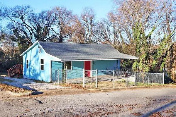 1113 Alabama St, Florence, AL 35630