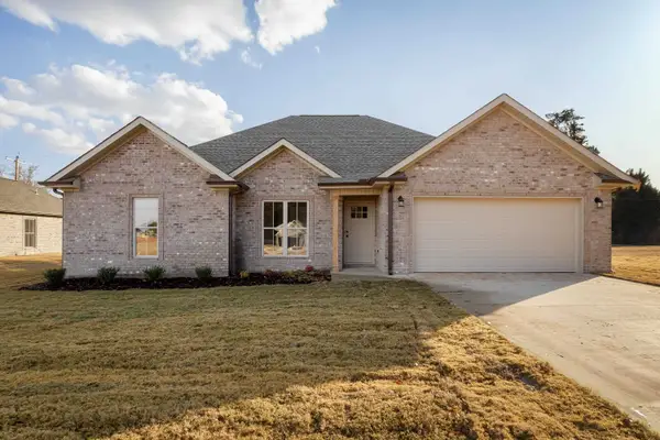 355 Knight Dr, Tuscumbia, AL 35674