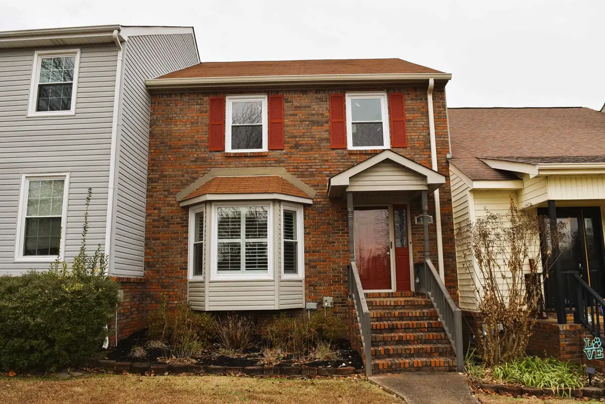 222 Meadowcrest Dr, Florence, AL 35630 - Image #1