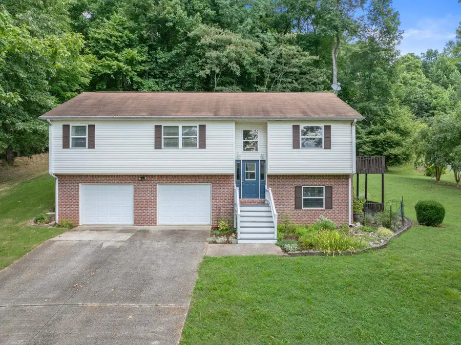 191 Johnson Dr, Florence, AL 35634 - Image #2