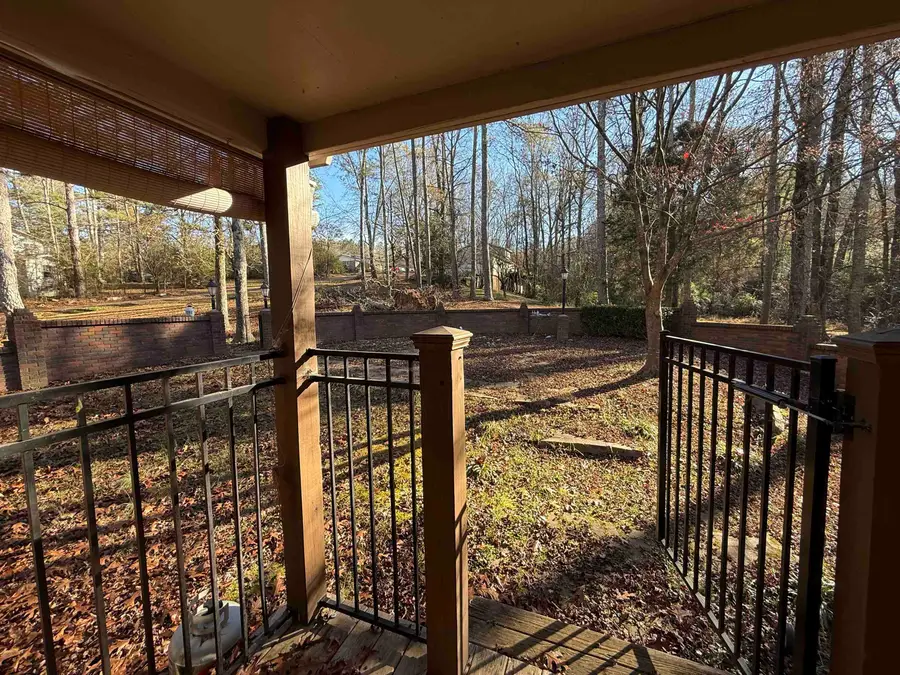 31 Ashley Cir, Blountsville, AL 35031 - #3