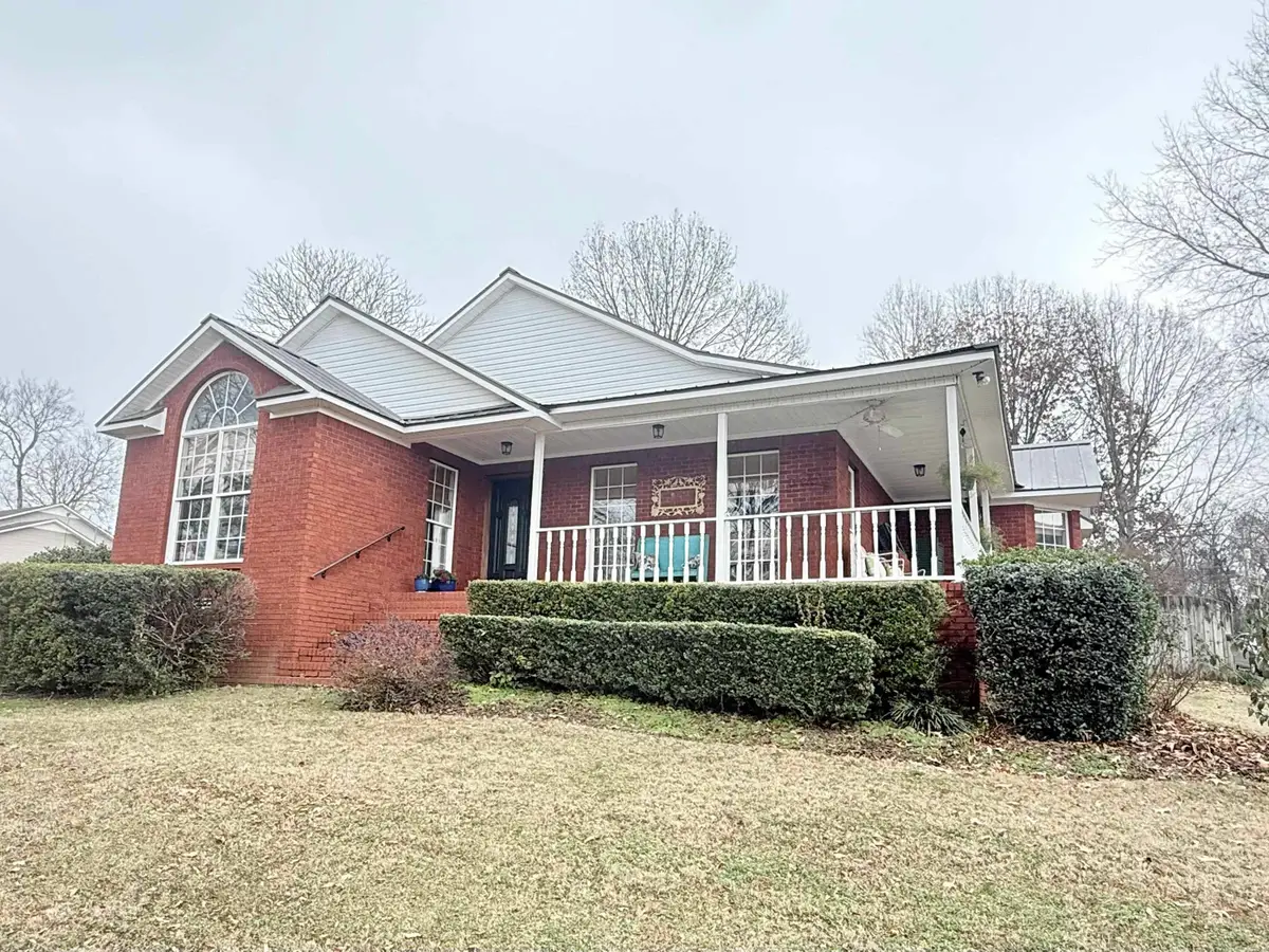 801 Co Rd 413, Killen, AL 35645 - Image #1