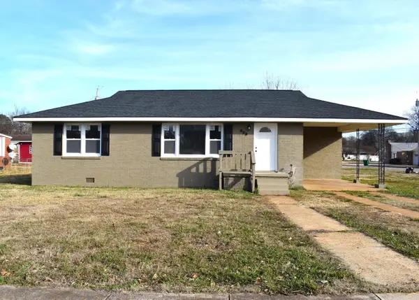 900 N Cave St, Tuscumbia, AL 35674