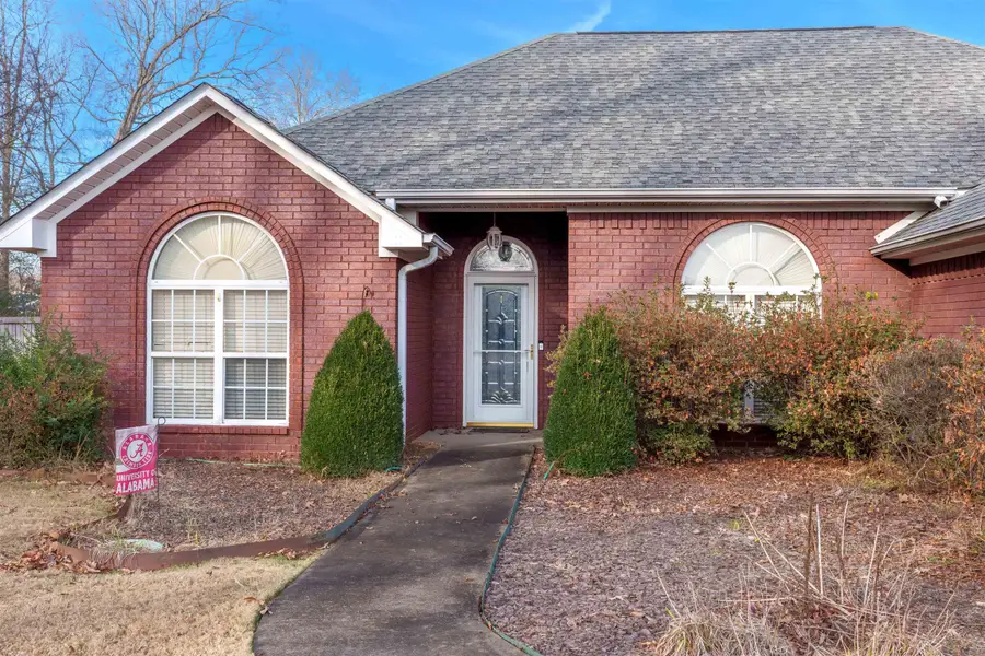 322 Dunolly Ln, Florence, AL 35633 - Image #3