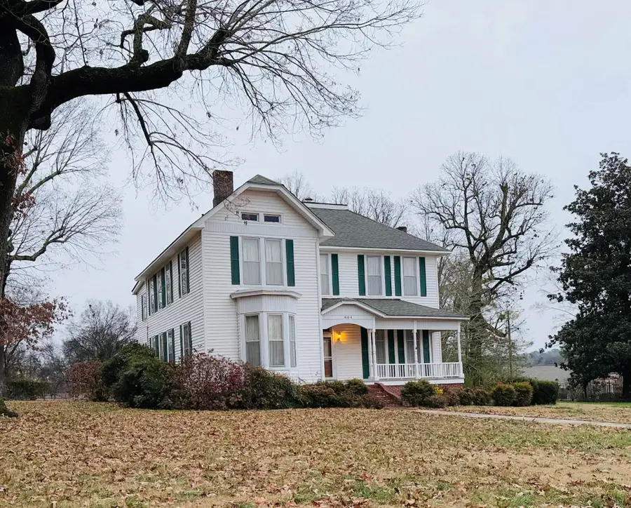 604 N Jackson Ave, Russellville, AL 35653 - Image #2