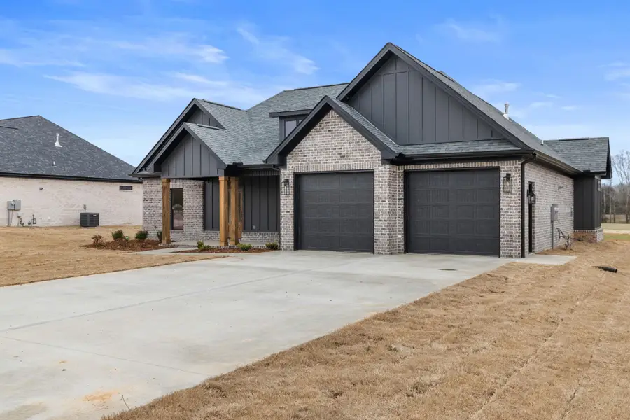 273 Co Rd 144, Killen, AL 35645 - #3