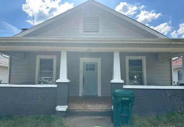 1009 Atlanta Ave, Sheffield, AL 35660