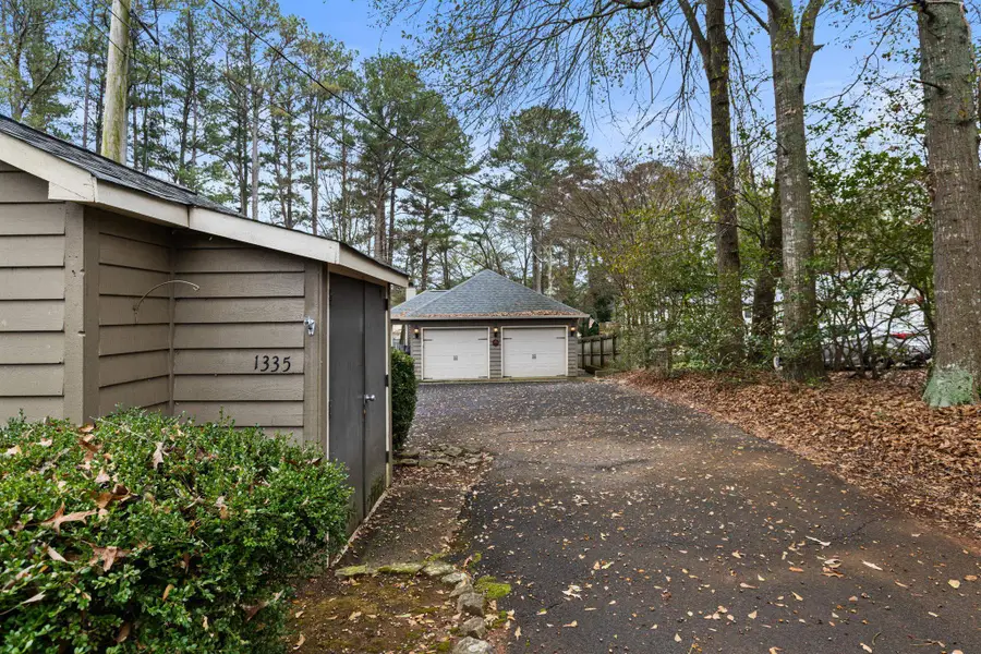 1335 Point Of Pines, Guntersville, AL 35976 - Image #2