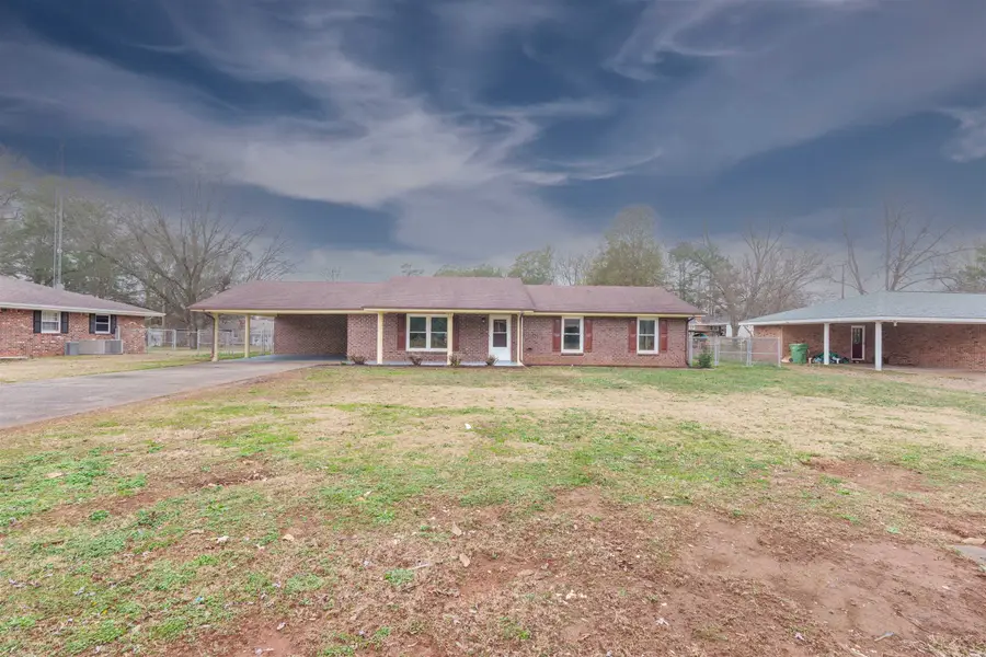 1410 Windsor Dr, Tuscumbia, AL 35674 - Image #3