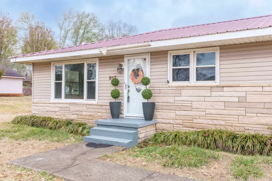 817 Grand Ave, Muscle Shoals, AL 35661 - Image #2