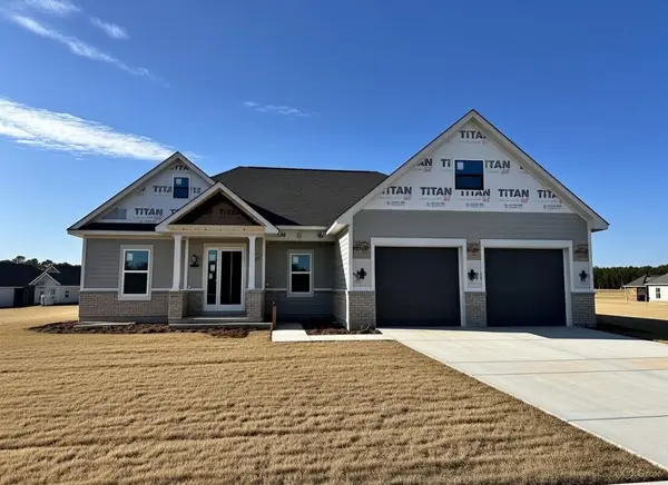 530 Cottontail Tr, Killen, AL 35645