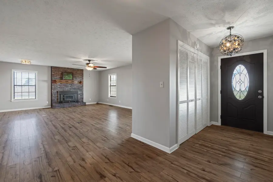 9245 Holt Springer Rd, Athens, AL 35611 - #3