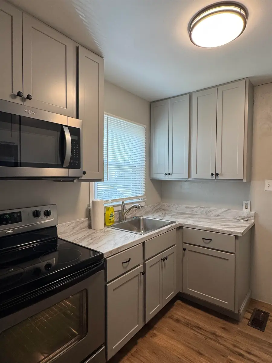 221 Lewis St, Muscle Shoals, AL 35661 - Image #3