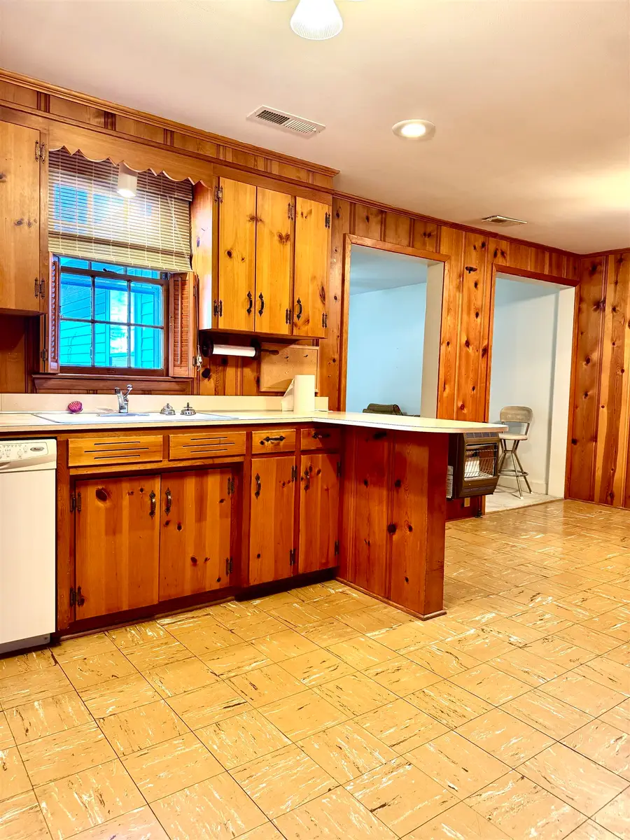 412 5th St, Red Bay, AL 35582 - #3