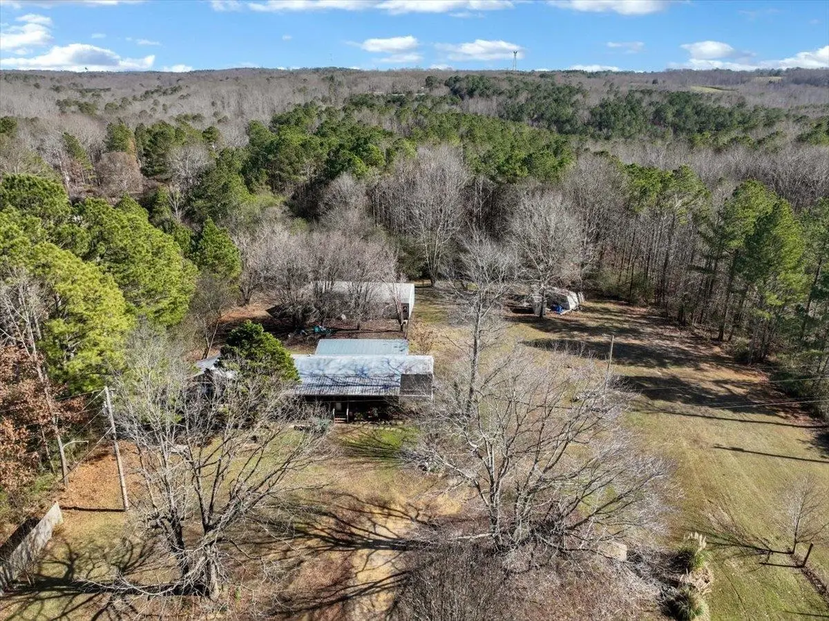 203 Co Rd 1083, Vinemont, AL 35179 - Image #1