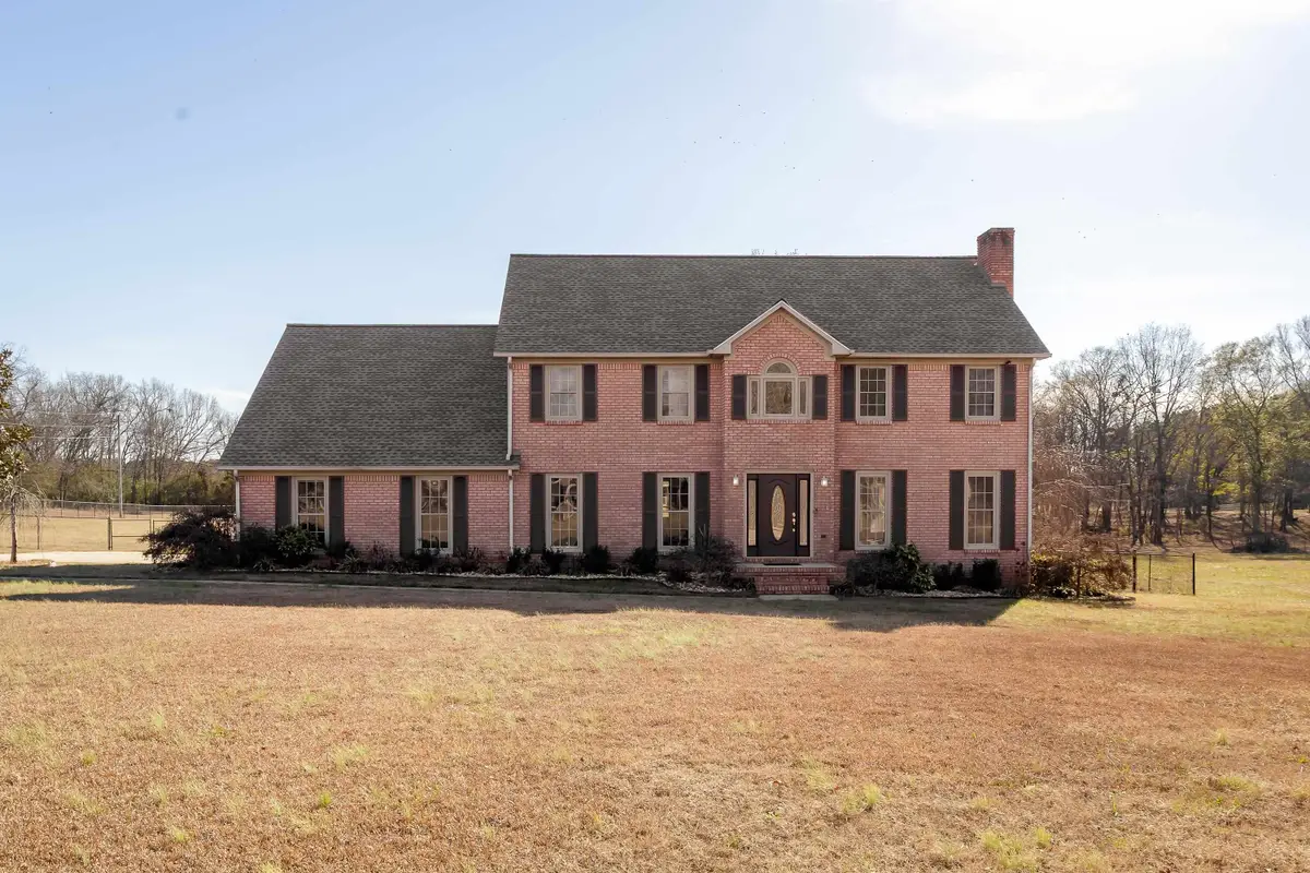 60 Dowdy Ln, Florence, AL 35633 - Image #1