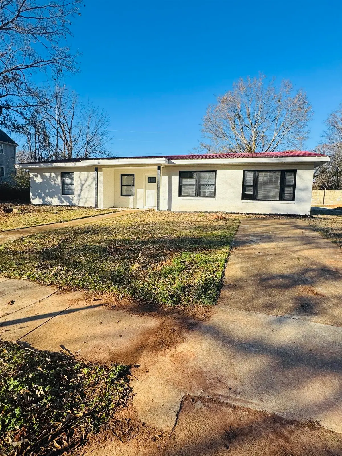 1623 Oak Grove Blvd, Sheffield, AL 35660 - Image #1