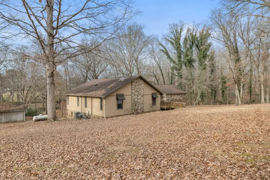 311 Old Brompton Ln, Killen, AL 35645 - Image #3