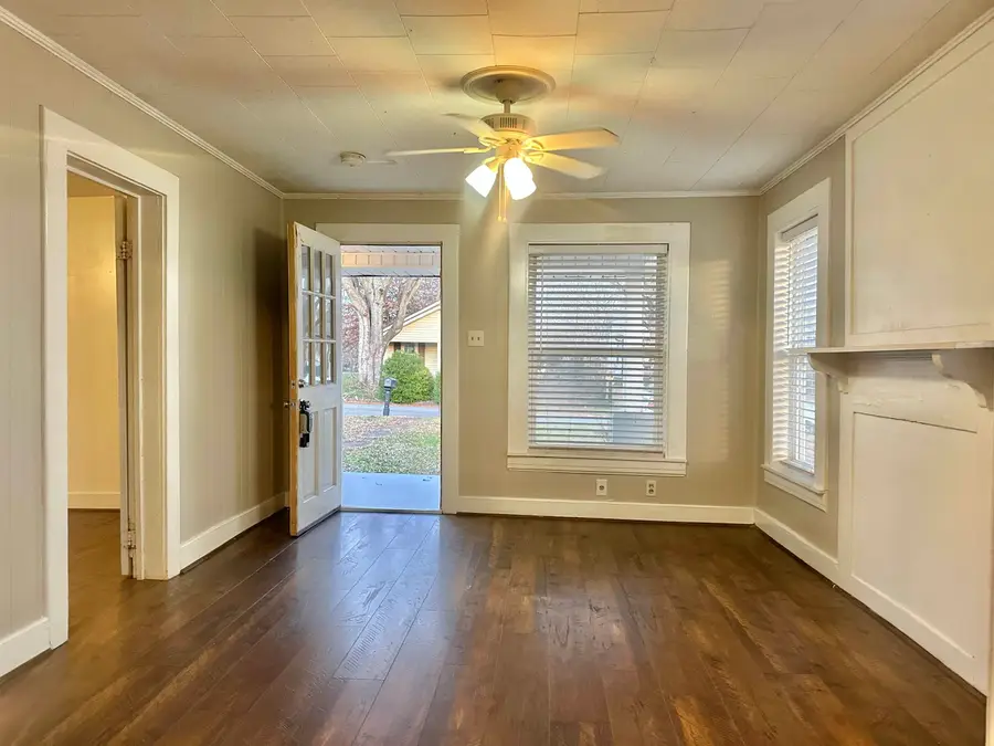 209 N Weakley St, Florence, AL 35630 - Image #3