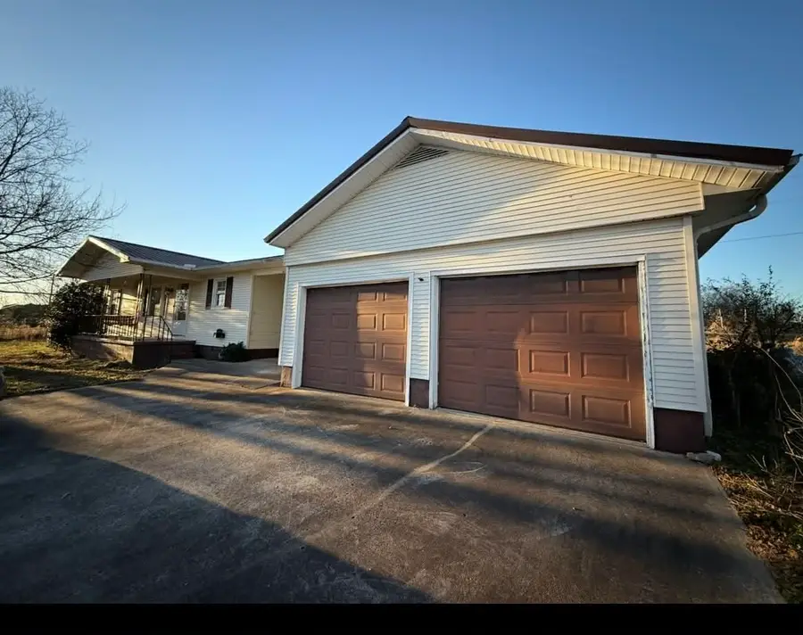 1894 Co Rd 1101, Vinemont, AL 35179 - Image #2