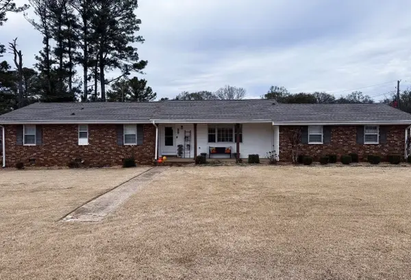 304 Laurel St, Tuscumbia, AL 35674