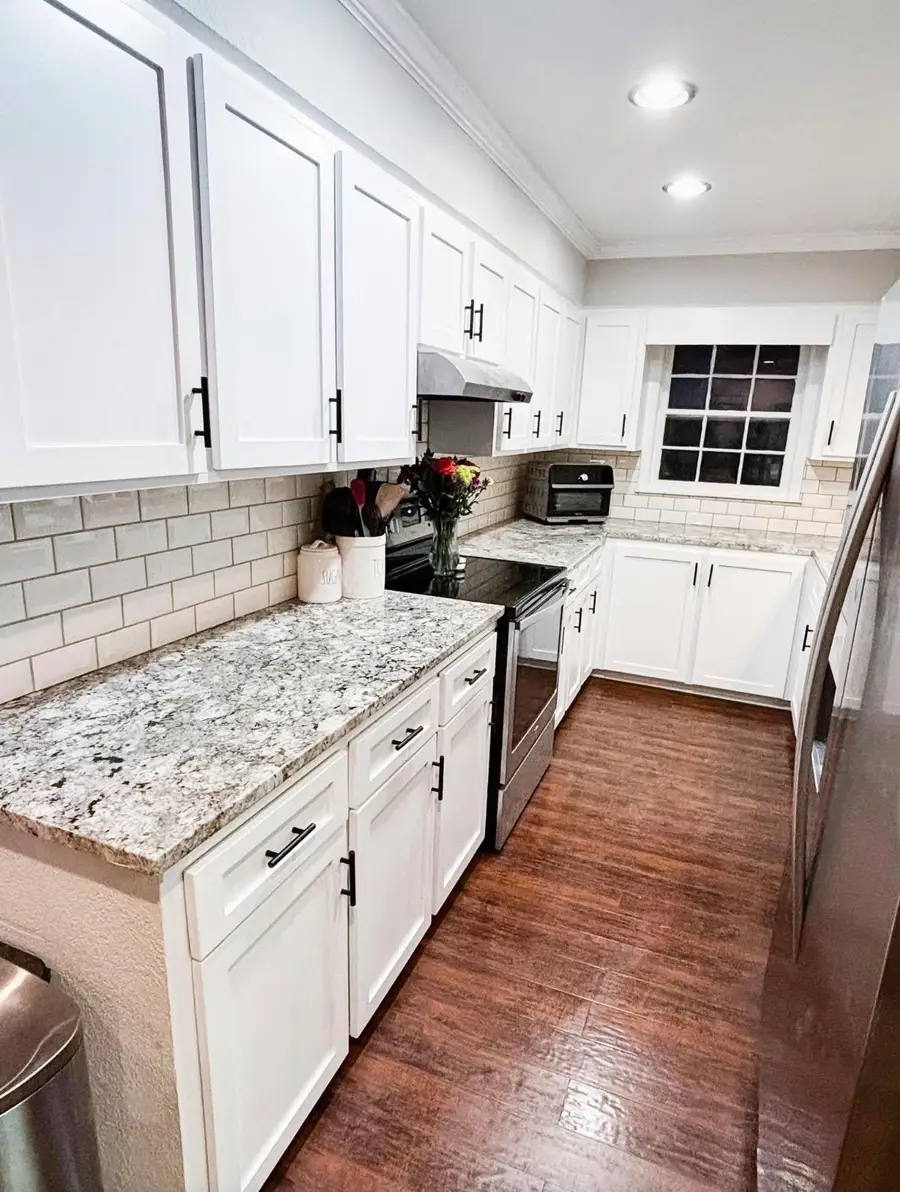 304 Laurel St, Tuscumbia, AL 35674 - Image #2