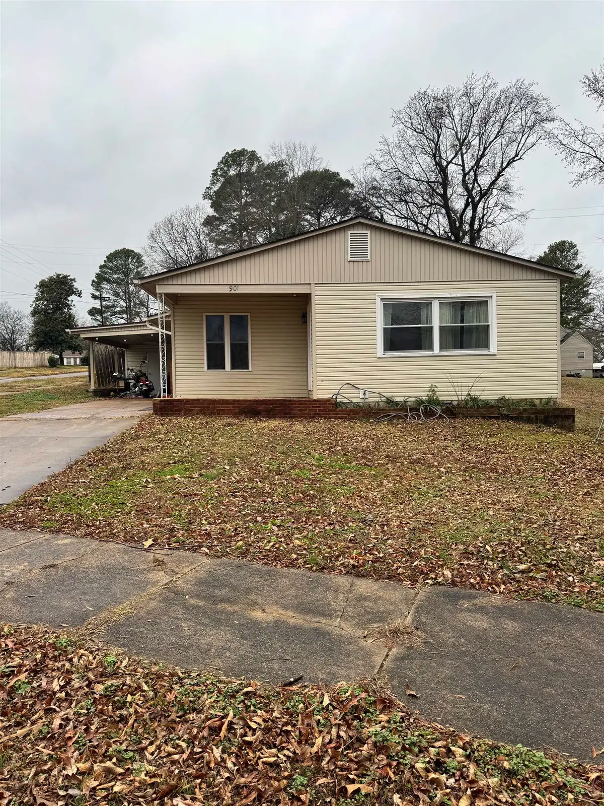 901 Broadway St, Sheffield, AL 35660 - Image #1