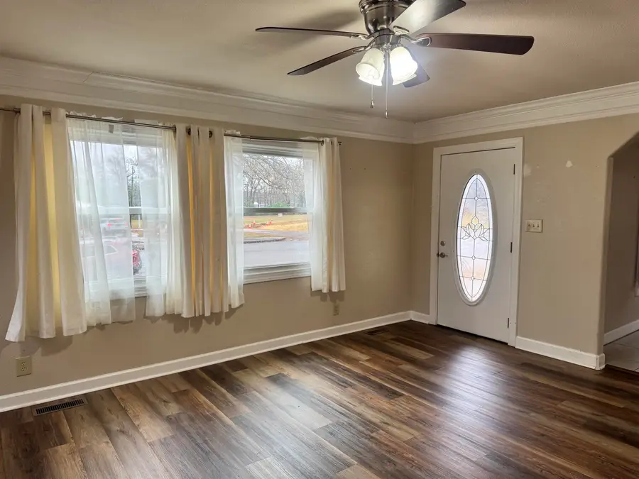 901 Broadway St, Sheffield, AL 35660 - Image #2