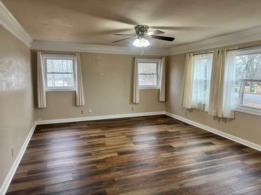 901 Broadway St, Sheffield, AL 35660 - Image #3