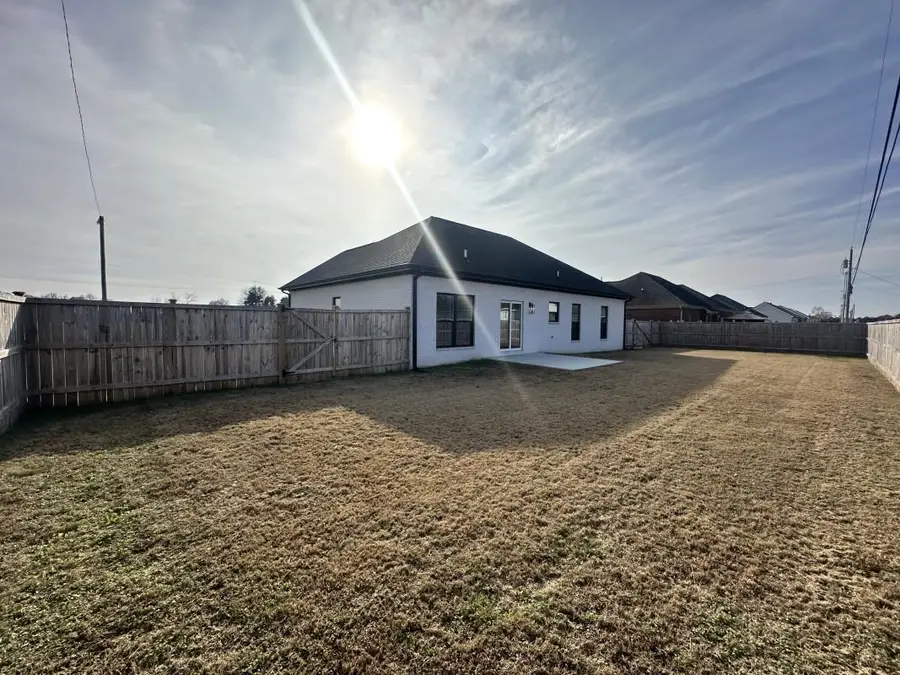 210 Market St, Muscle Shoals, AL 35661 - Image #2