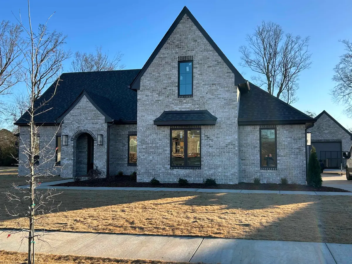 750 Saddleridge Way, Florence, AL 35630 - Image #1