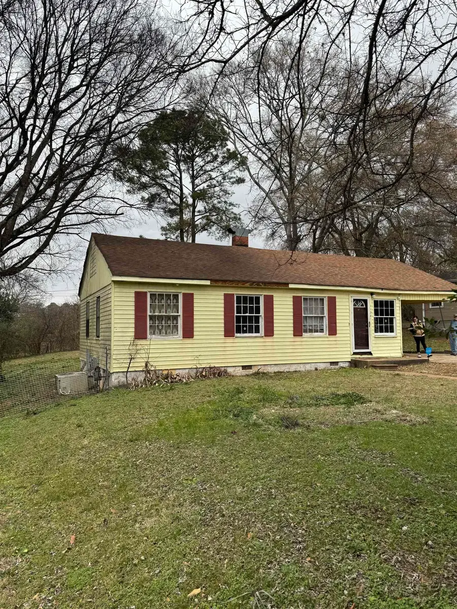 1138 Ridgeway St, Florence, AL 35630 - Image #2