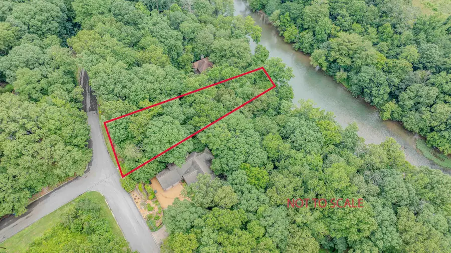 117 Creekside Dr, Florence, AL 35630 - #3