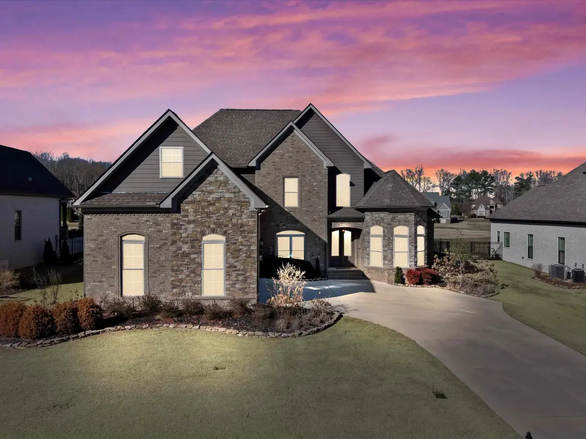 23007 Cog Hill Dr, Athens, AL 35613 - Image #1