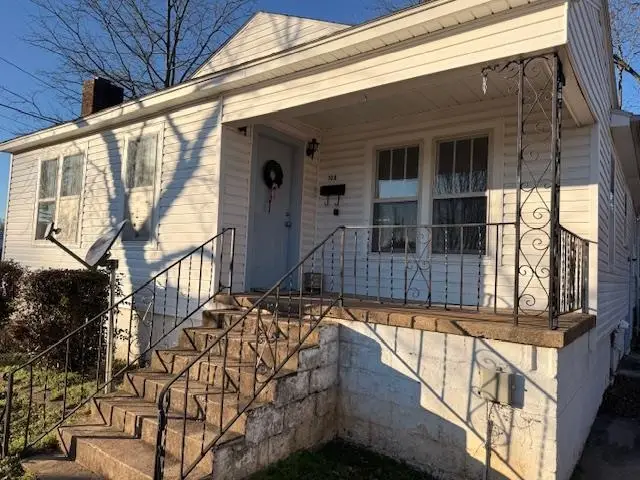 108 W Jackson St, Tuscumbia, AL 35674 - Image #1