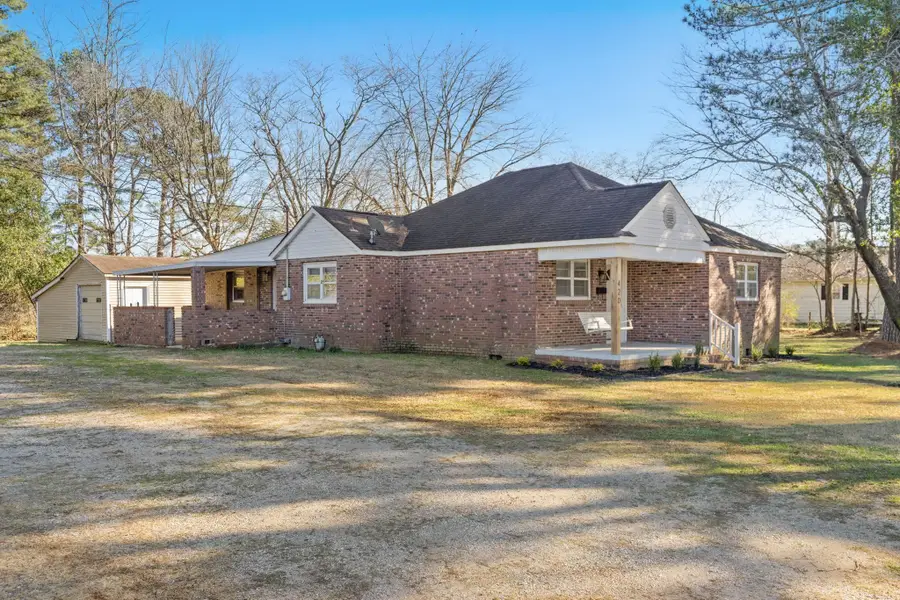 420 E Commons St, Tuscumbia, AL 35674 - Image #3