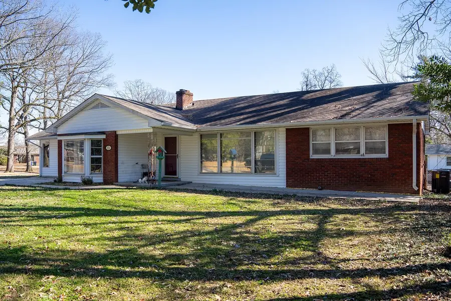 1832 Peabody St, Florence, AL 35630 - Image #3