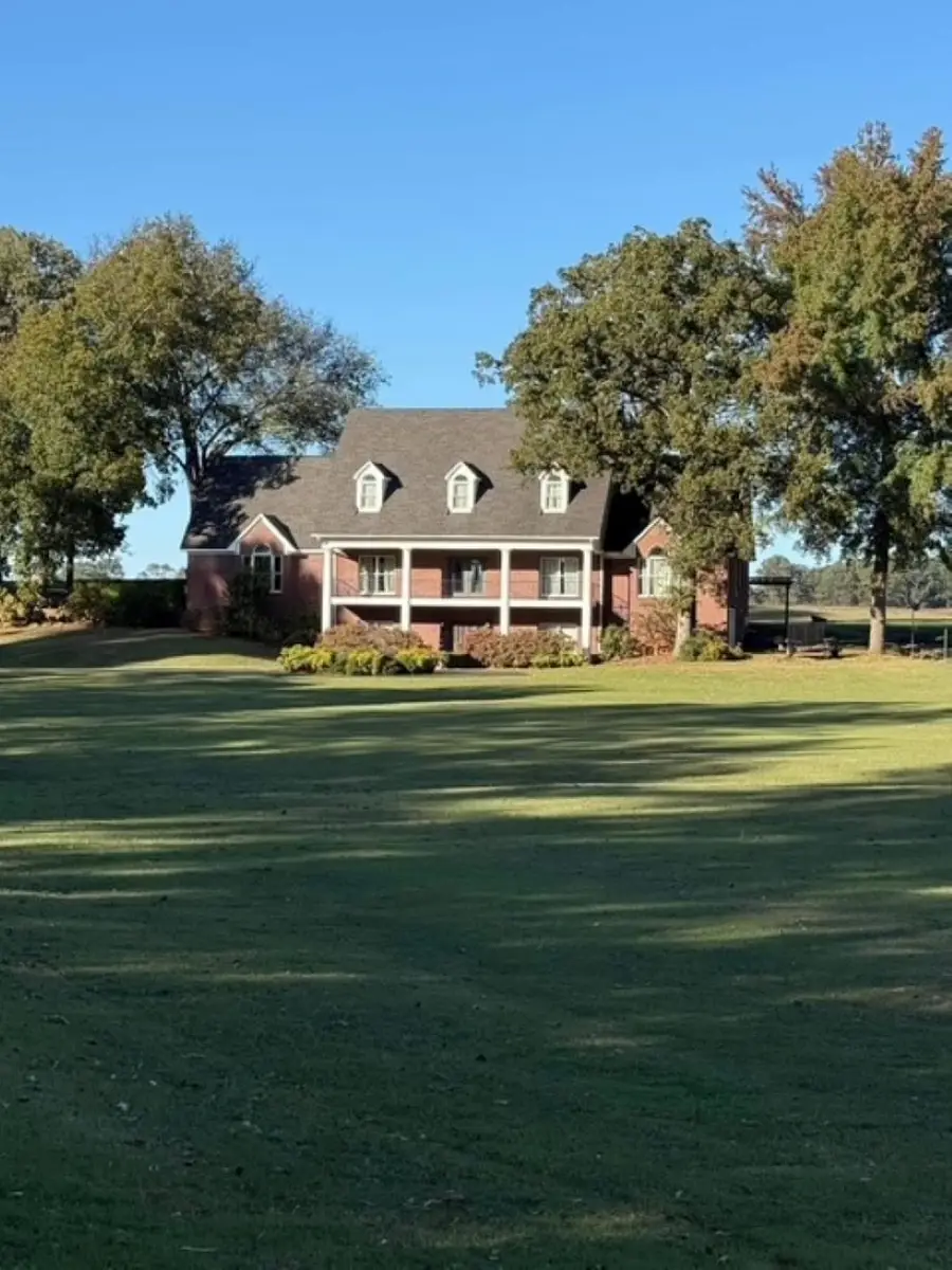 6425 E 6th St, Leighton, AL 35646 - Image #2