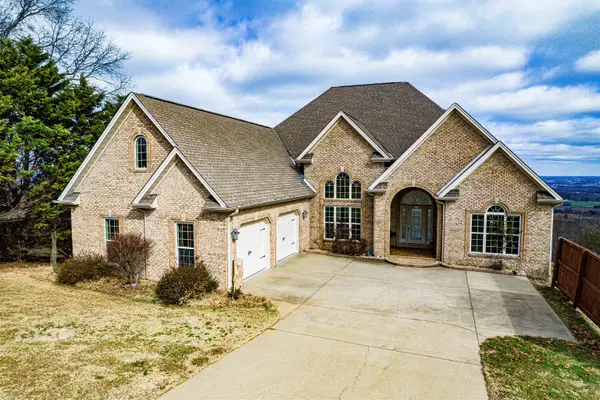 232 Cut Stone Rd, Tuscumbia, AL 35674