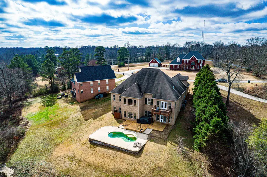 232 Cut Stone Rd, Tuscumbia, AL 35674 - Image #3