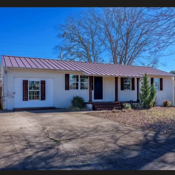 1401 Burroughs Ave, Muscle Shoals, AL 35661