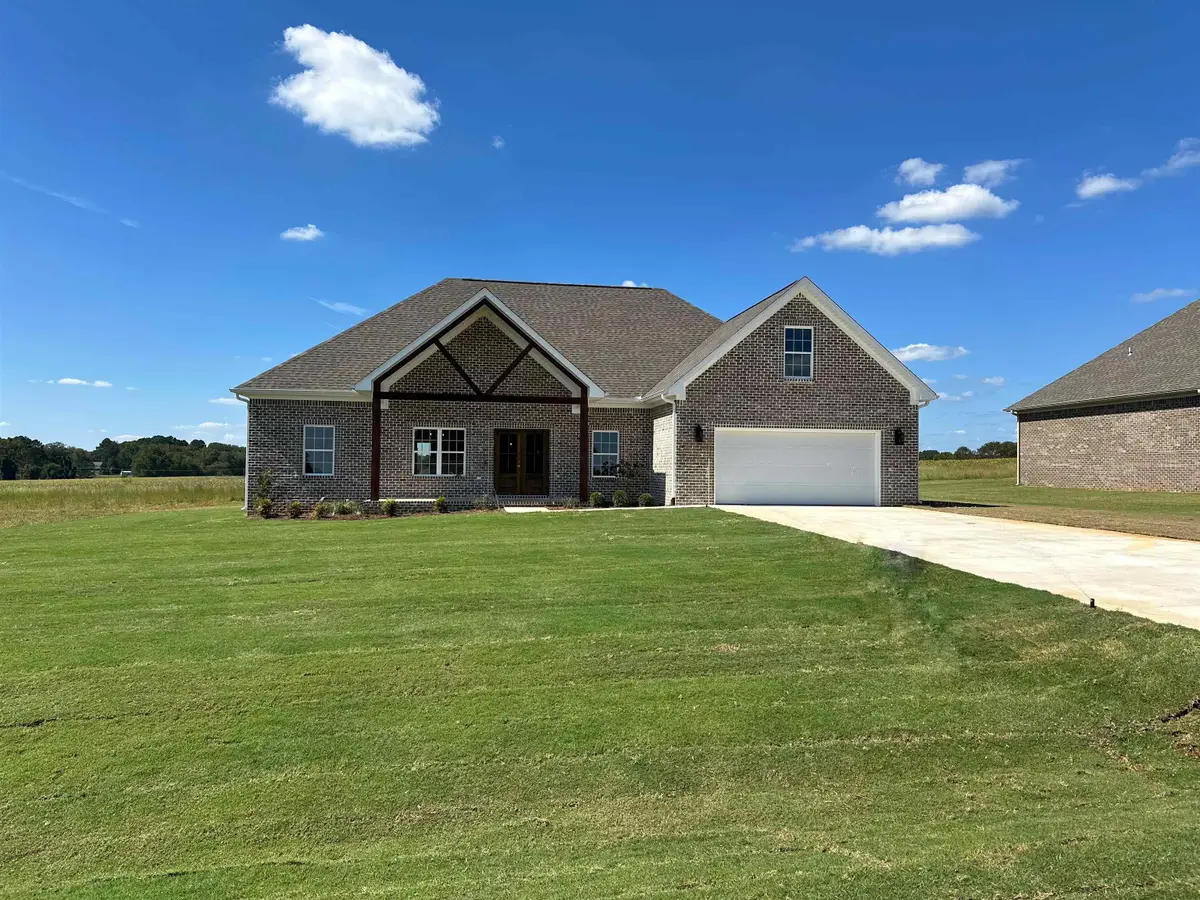 250 Hummingbird Way, Killen, AL 35645 - #1